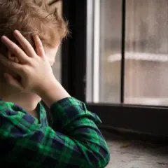 Czy autyzm jest chorobą? Prawda o zaburzeniu neurorozwojowym