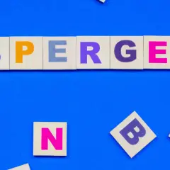 Co czuje Asperger? Zrozumienie emocji i wyzwań osób z zespołem Aspergera