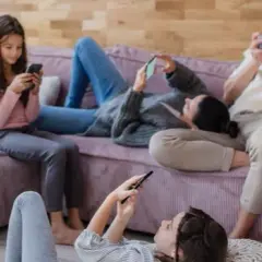 Syndrom FOMO – co to jest i jak wpływa na nasze życie?