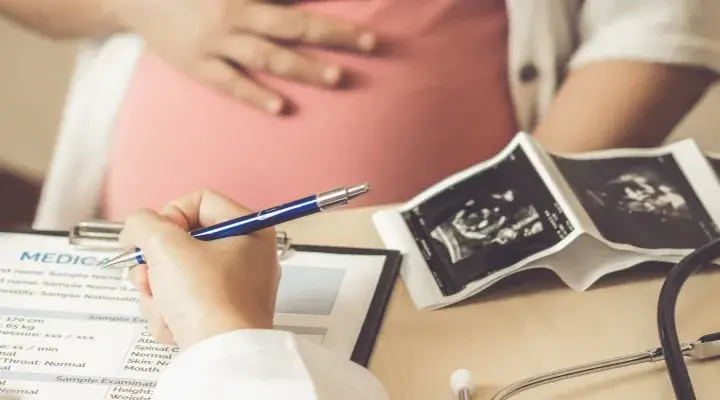 Jak psychicznie przygotować się do porodu i pokonać lęki przed nim