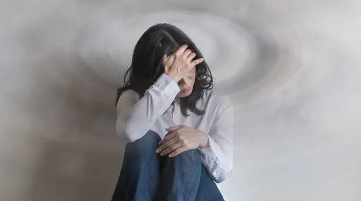 Syndrom Korsakowa objawy: Jak je rozpoznać i co oznaczają