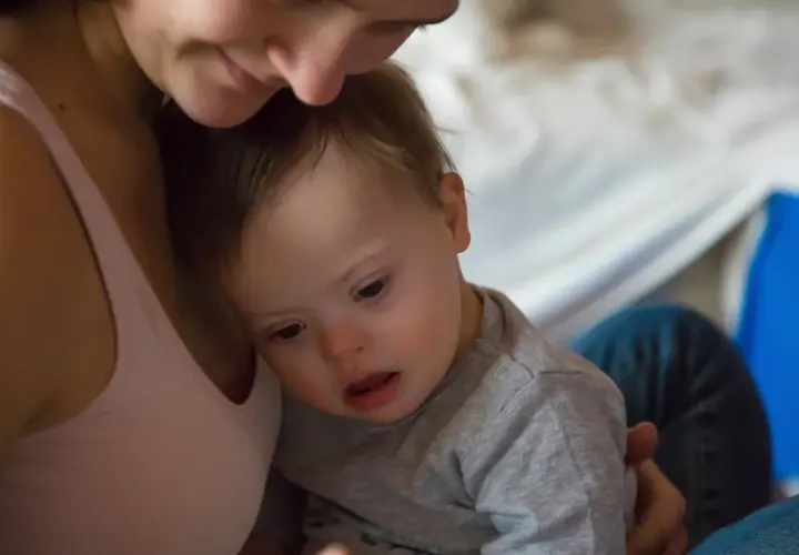 Zespół Downa objawy w ciąży – jak je rozpoznać i co dalej?