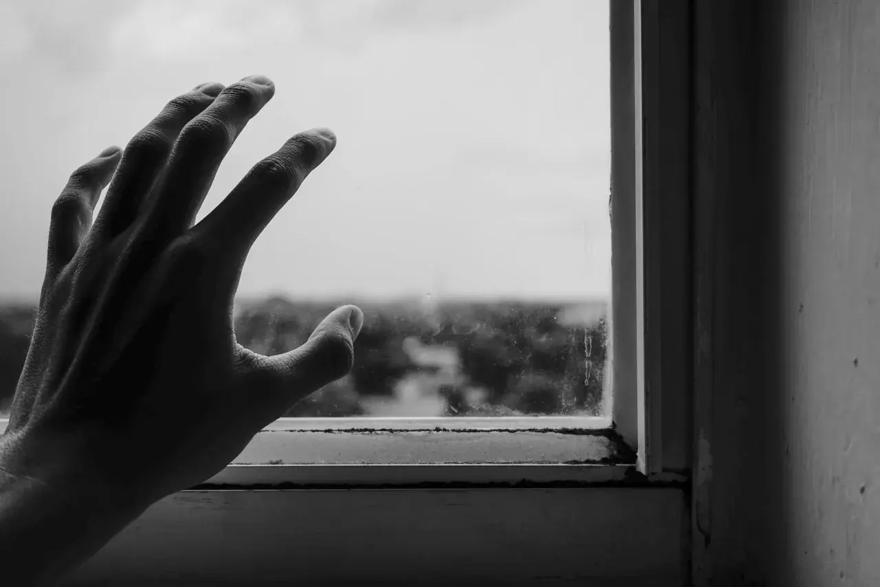 Jak przezwyciężyć lęk przed ludźmi i odzyskać radość z życia